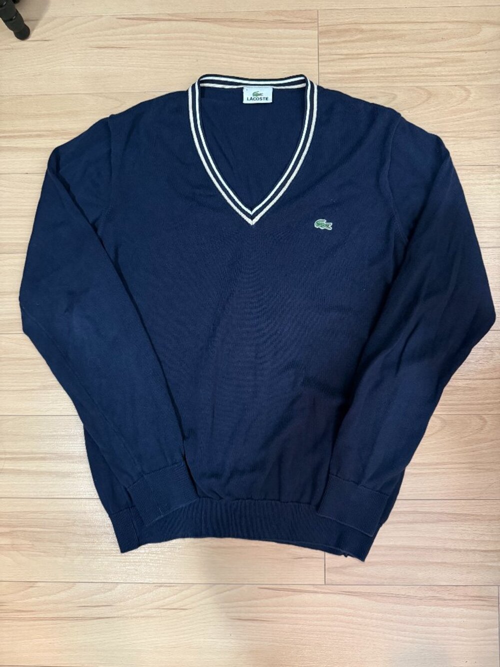 Lacoste Men's Tipped V-Neck Knit Sweater Navy Blue Size 3 / Small